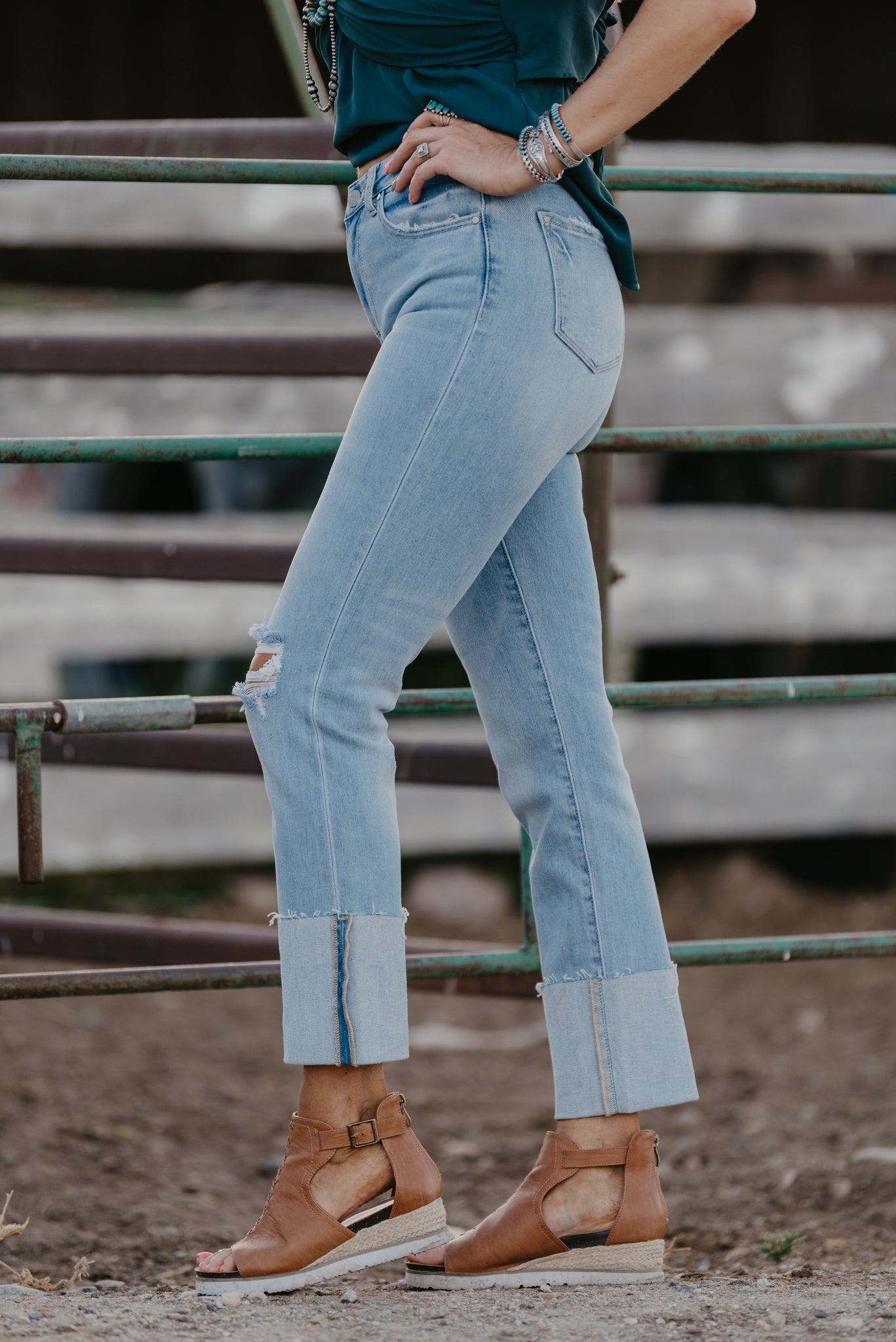 The Tandy Wide Cuff Jeans - Light Wash