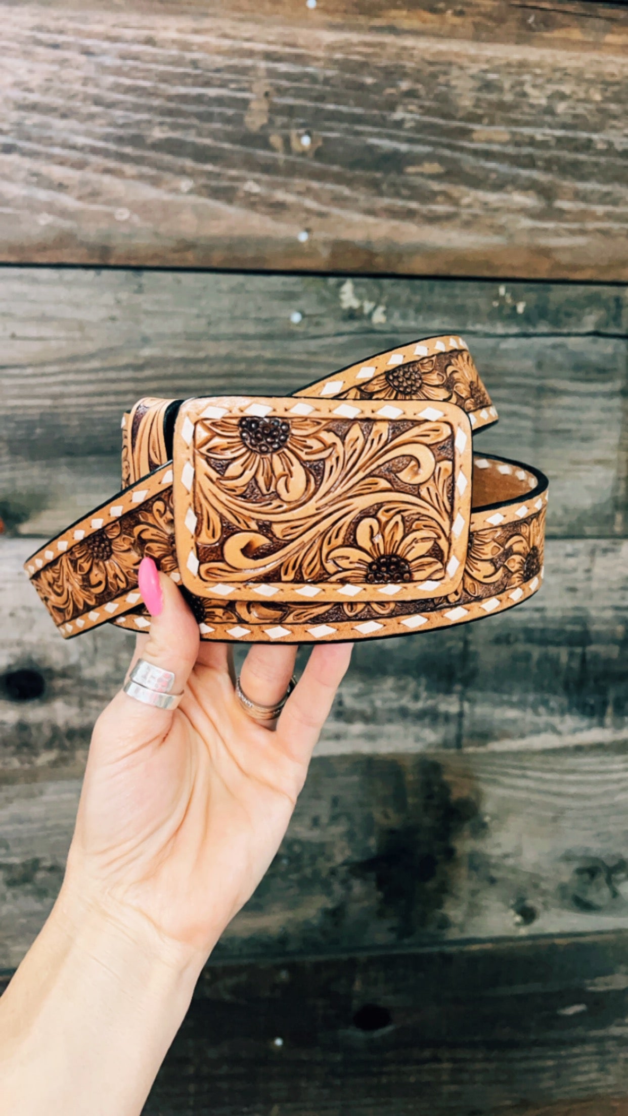 NWOT Vintage 70s Tooled Leather Zuni Sun Hand Painted Western Boho Belt 34 Western Belt Full Grain Leather Hand Painted Tooled  main image 3