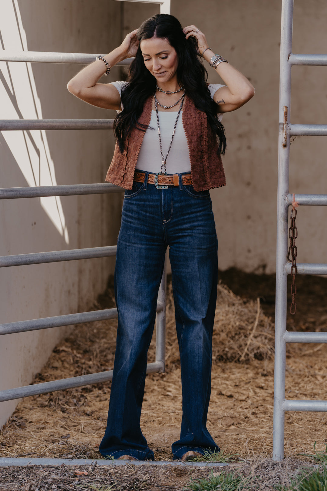 Maley Lace Vest - Mocha – Triangle T Boutique