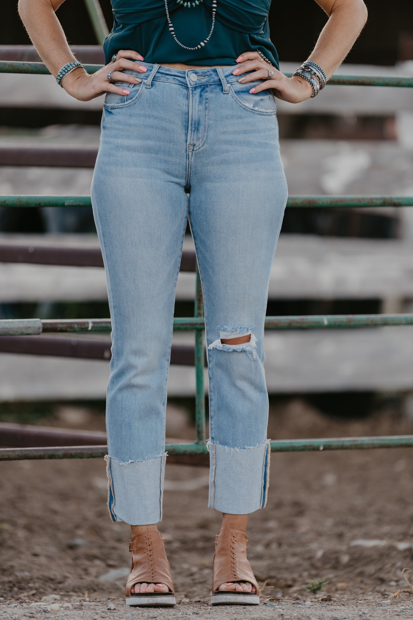 The Tandy Wide Cuff Jeans - Light Wash