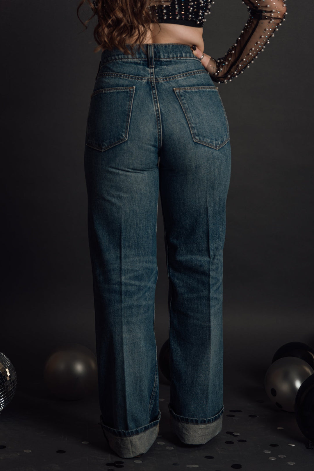 Ariat Ultra High Rise Tomboy Relaxed Jazmine Straight Leg Crops In Vin Black 6042 Ariat Ultra High Rise Tomboy Relaxed Jazmine Straight Leg Crops In Vin Black 6042
