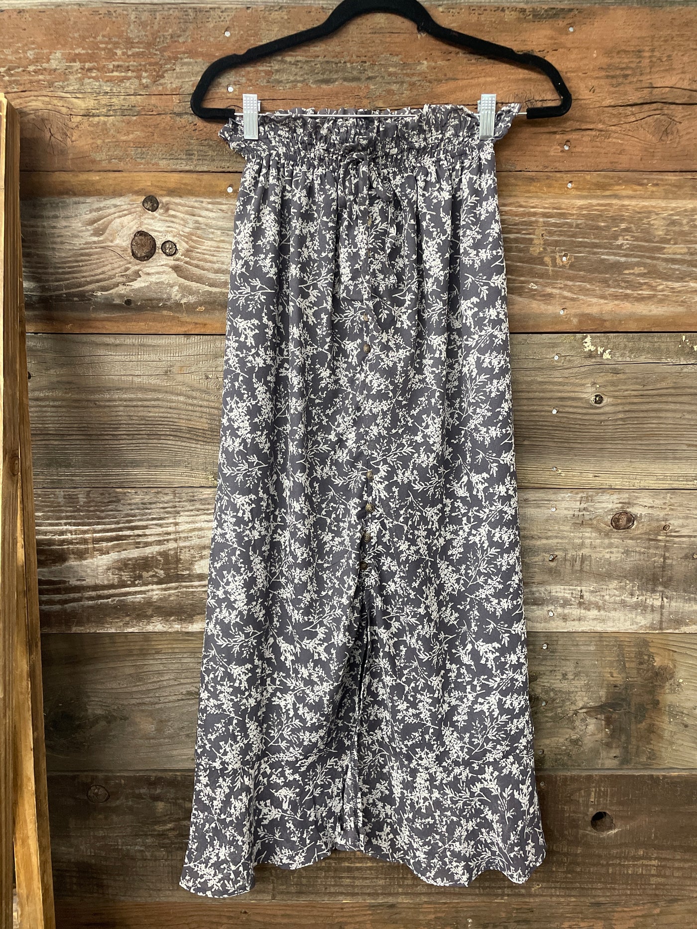 The Magnolia Floral Skirt - Pewter