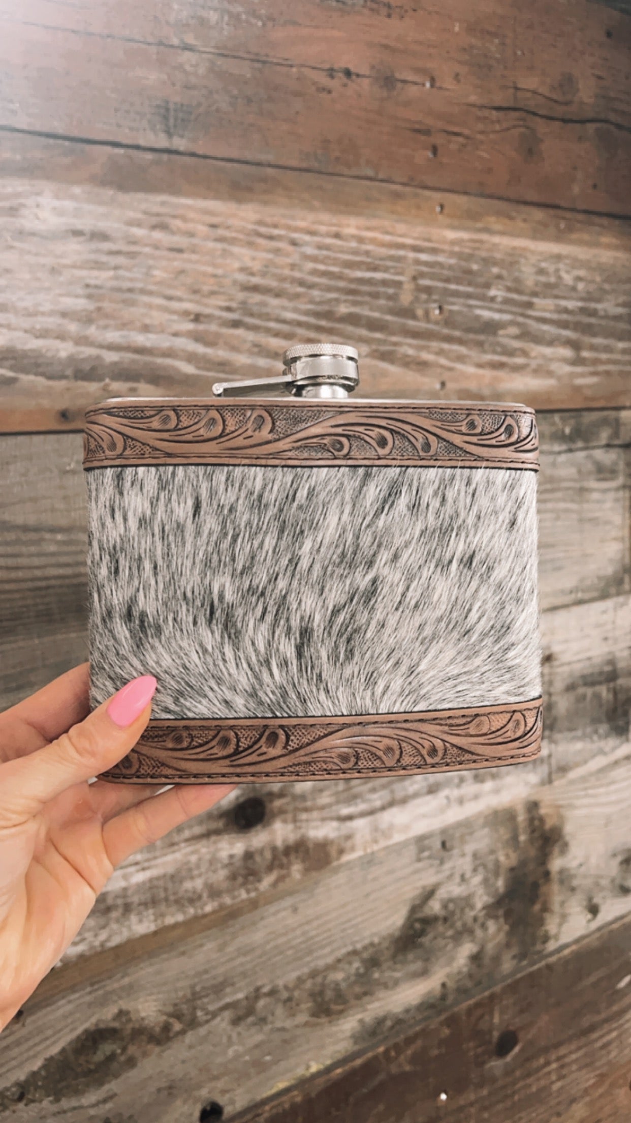 Cowhide & Leather Flask - 32oz - Option 2
