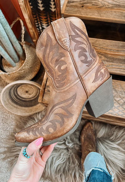 Chandler Western Boot by Ariat - Naturally Distressed Brown