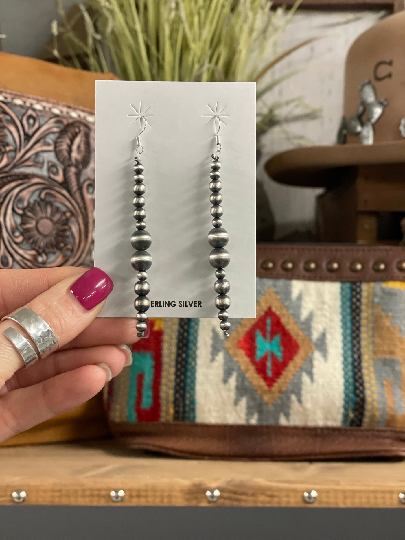 The Mason Navajo Pearl Earrings - Silver