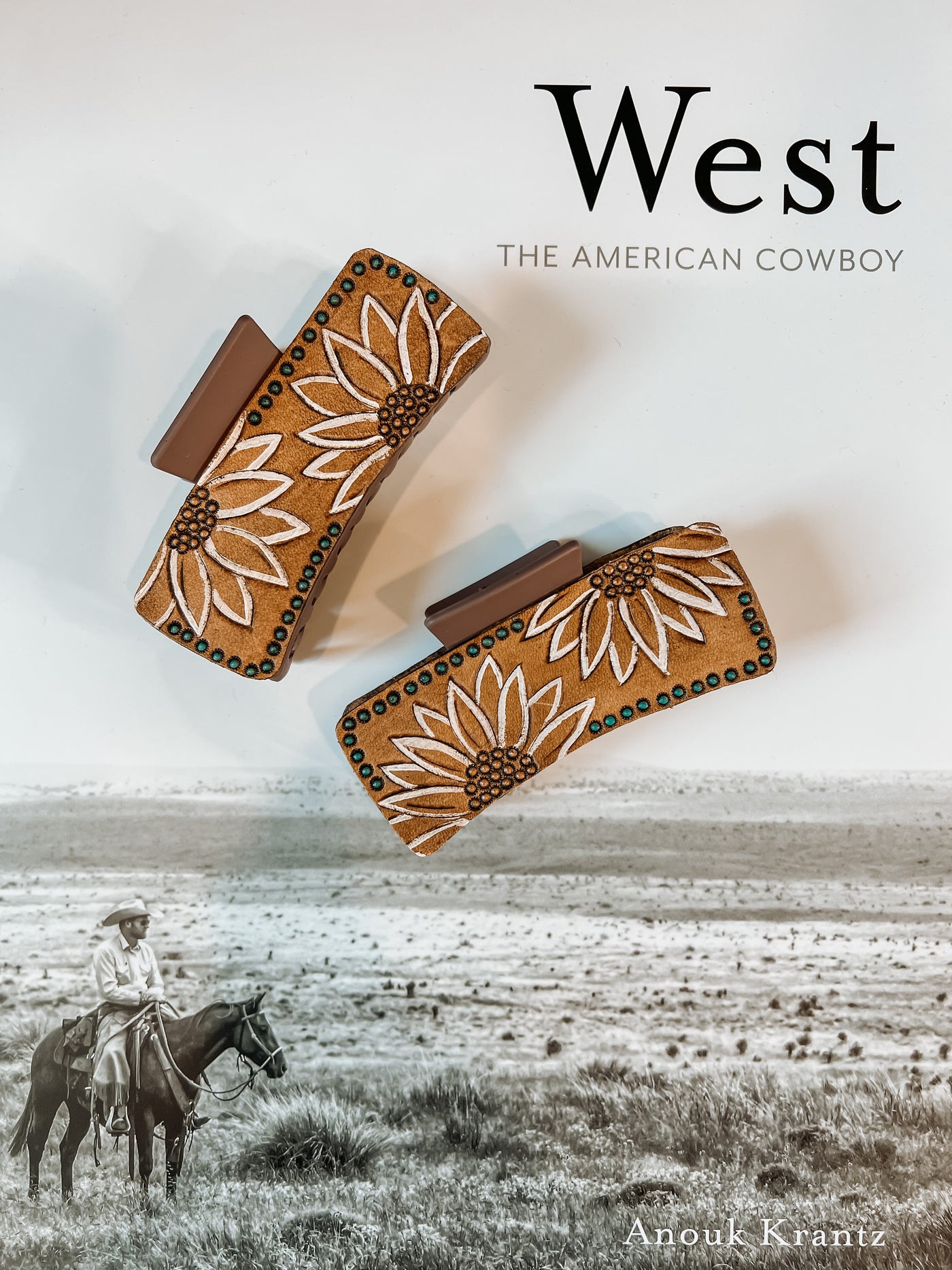 Western Leather Claw Clip - Mocha