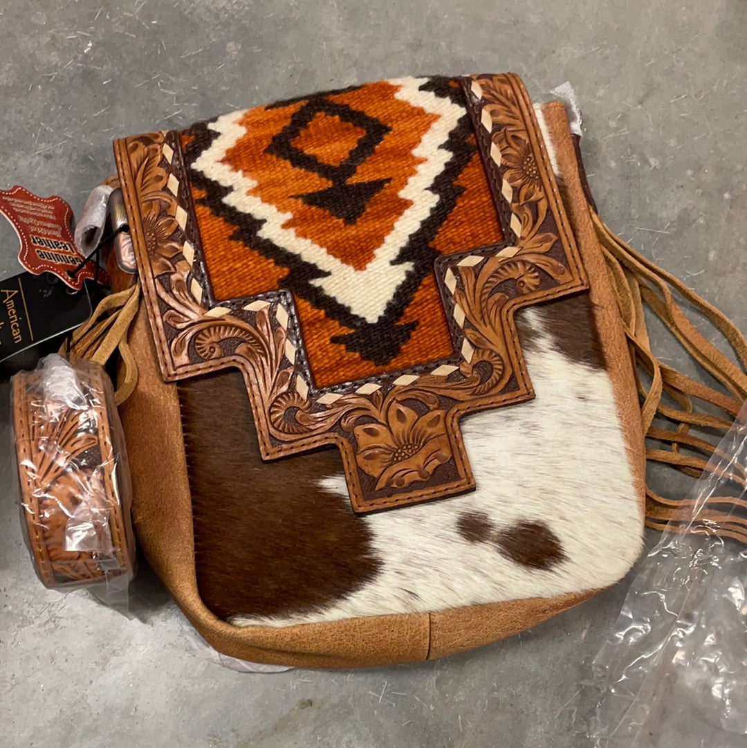 The Junction Cowhide Purse - Rust